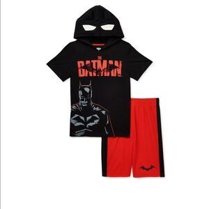 Boys Batman Hoodie Short Sleeve Shirt & Shorts 2 piece Set Size 4